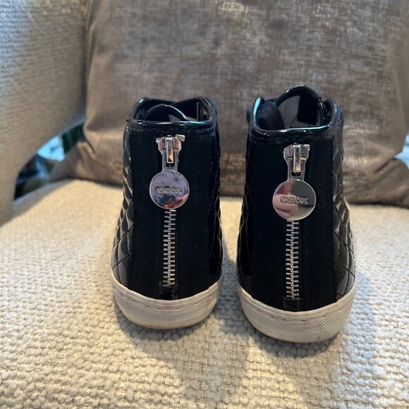 Geox Respira Quilted Patent Leather High-Top Sneakers – EU 37 / US 7 - Picture 3 of 5